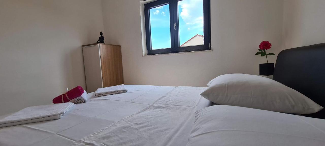 Apartments Centar Vodice Eksteriør bilde
