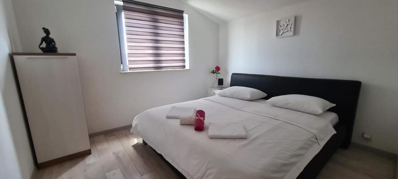 Apartments Centar Vodice Eksteriør bilde